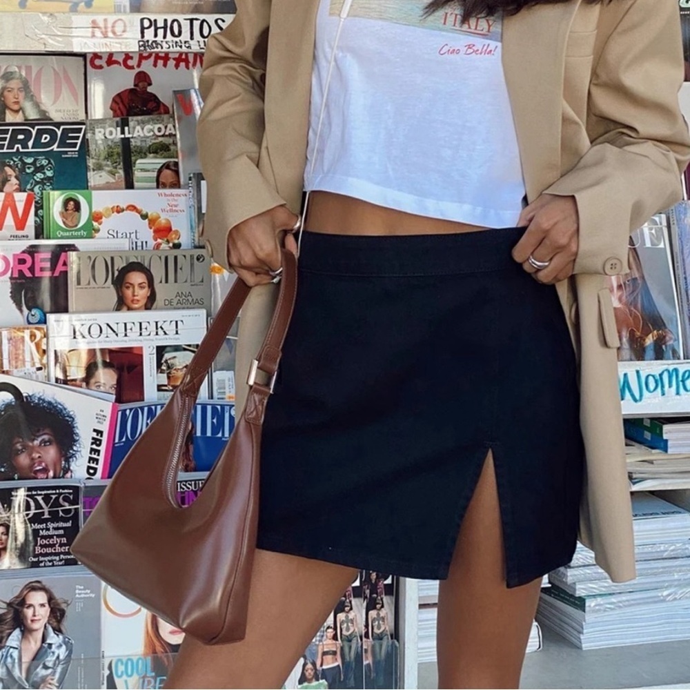 Lioness black denim side slit mini skirt women’s Medium Y2K